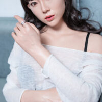 Monique: 162cm B-Cup Luxury Seamless Neck Silicone Sex Doll-Clone